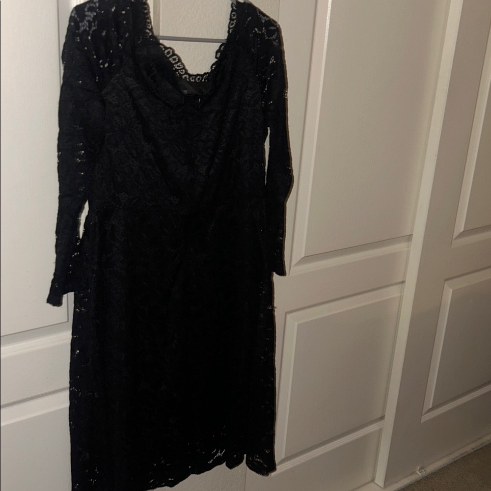 Elegant Black Lace Dress